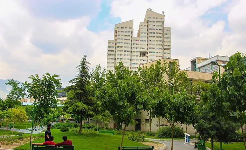 بهترین دبیرستان های دخترانه غیردولتی منطقه 5 را بشناسیم.