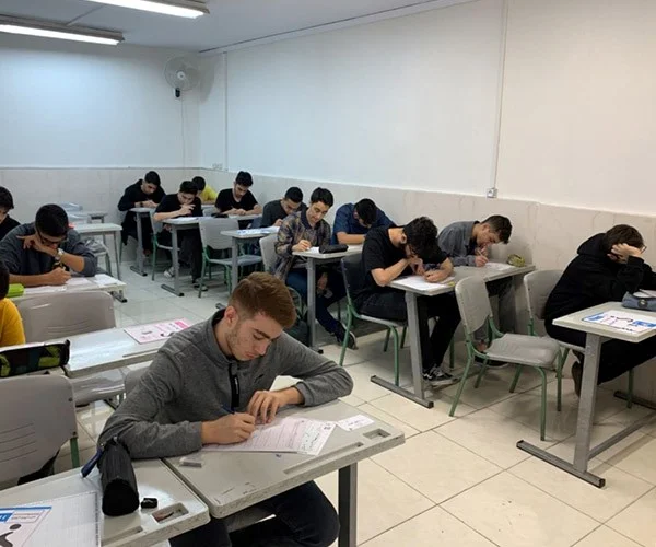دبیرستان پسرانه غیردولتی علامه طباطبائی واحد آبشناسان