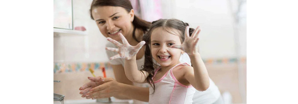 چگونه در دوران کرونا کودکان را ترغیب به شست و شوی دستها کنیم؟

