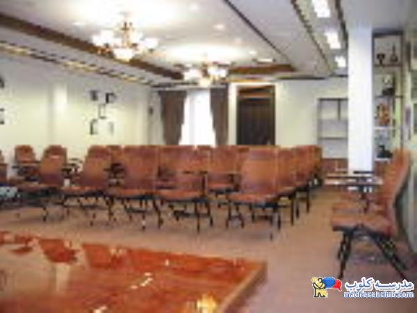 شیک ترین و مجهزترین آموزشگاه هنری