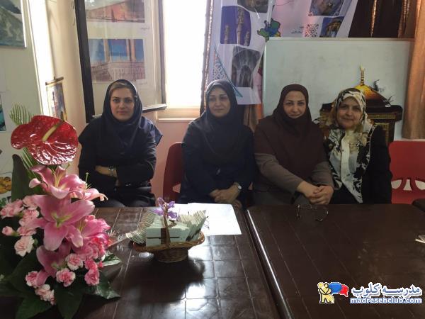 دبستان دخترانه ایران من - منطقه 2 - سعادت آباد