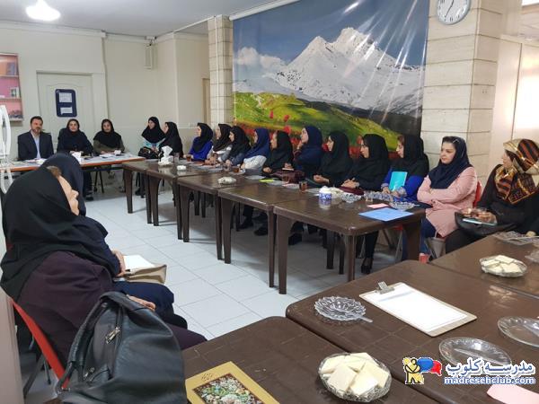مجتمع آموزشی غیر دولتی دخترانه ایران من - سعادت آباد - منطقه 2