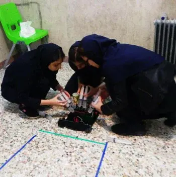 مدرسه ماهور، سازه های علمی دانش آموزان در دبیرستان دوره دوم دخترانه ماهور منطقه 2