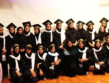 مدرسه ماهور،  جشن فارغ التحصیلی دبیرستان دخترانه ماهور در سعادت آباد