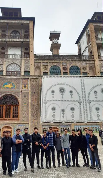 مدرسه فنی حرفه ای دارالفنون، اردوی  کاخ گلستان هنرجویان هنرستان فنی حرفه ای پسرانه دارالفنون منطقه 4