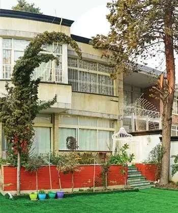 مدرسه شایستگان رازی، نمای بیرونی ساختمان مدرسه ی شایستگان رازی