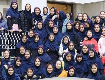 مدرسه شایستگان رازی، عکس زیبای دختران دبیرستان  غیردولتی شایستگان رازی منطقه 1