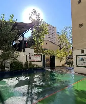 مدرسه بشرا، فضای تفریح دانش آموزان دبیرستان غیر دولتی دوره دوم  دخترانه بشرا منطقه 2