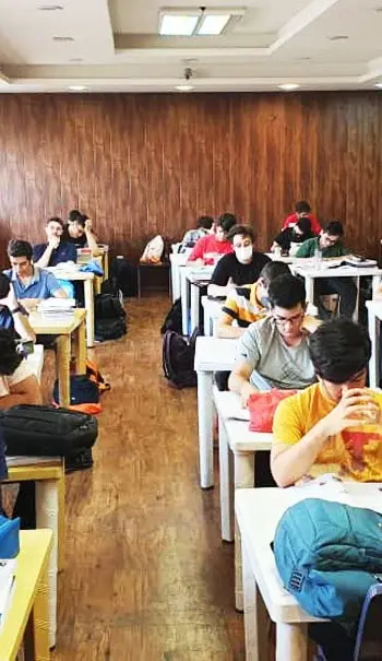مدرسه علامه طباطبایی واحد کارگر شمالی، تصویری از آزمون در مدرسه علامه طباطبایی واحد کارگر