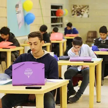 مدرسه علامه طباطبایی، دبیرستان های علامه طباطبایی با امکانات تخصصی آموزشی، المپیادی، ورزشی می باشند.
