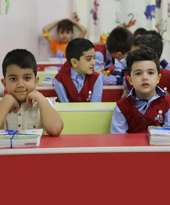 مدرسه علامه طباطبایی، چه مباحثی در دبستان علامه طباطبایی آموزش داده می شود؟