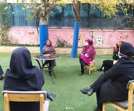 مدرسه مهرآیین، انجمن اولیا و مربیان دبستان دخترانه مهرآیین 