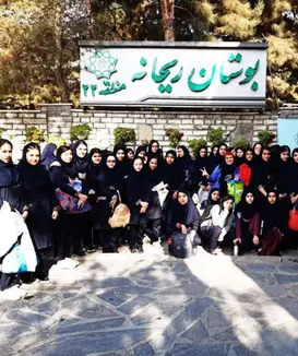 مدرسه آفاق بدیع، اردوهای تفریحی ویژه دانش آموزان دوره دوم متوسطه