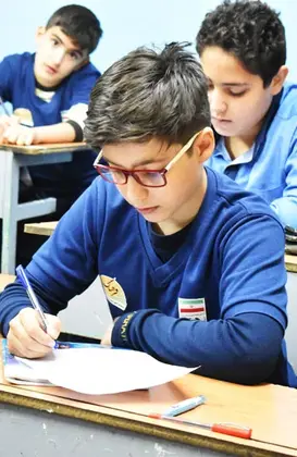 مدرسه فرهنگ، آزمون های ماهانه و هفتگی دبیرستان دوره اول فرهنگ منطقه 4