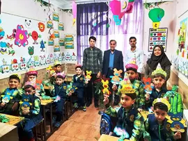 مدرسه حکمت نوین، کلاس اولی های دانش آموزان پیش دبستان و دبستان پسرانه حکمت نوین 
