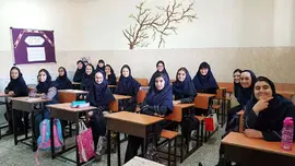 مدرسه  بشرا، دانش آموزان دبیرستان دوره اول مجتمع دخترانه بشرا منطقه 2
