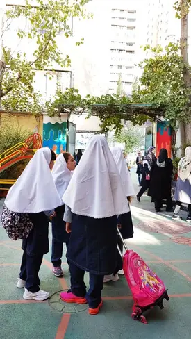 مدرسه بشرا، زنگ آخر در پیش دبستان و دبستان  دخترانه بشرا منطقه 2
