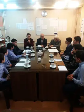 مدرسه جاوید، جلسه شورای دانش آموزی در دبیرستان دوره اول جاوید 