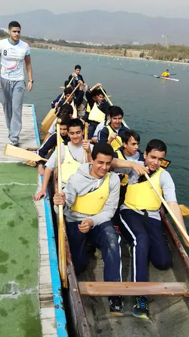 مدرسه جاوید، قایقرانی دانش آموزان دبیرستان دوره اول  پسرانه جاوید 