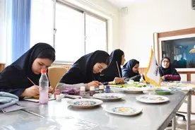 مدرسه مهرآیین، طراحی، ظرافت، هنر در دانش آموزان و هنرجویان مدارس مهرآیین