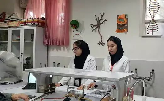 مدرسه ماهور، جشنواره نوجوان خوارزمی  محور آزمایشگاه