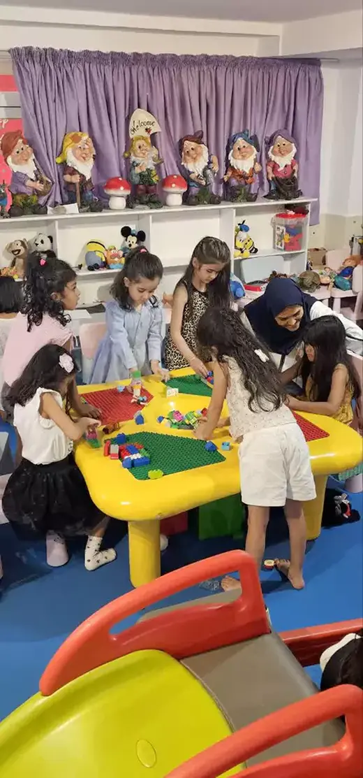 مدرسه نسیم دانایی، هر آنچه که باید از یک مدرسه دانست در این فیلم هست